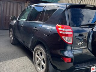 2011 Toyota RAV4 III (XA30) Рестайлинг, чёрный, 1400000 рублей, вид 3