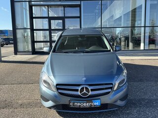 2014 Mercedes-Benz A-Класс 180 III (W176), синий, 1200000 рублей, вид 3