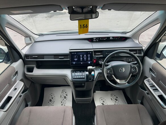 2015 Honda Stepwgn V, белый, 1899999 рублей - вид 16