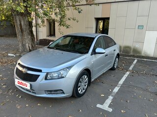 2012 Chevrolet Cruze I, серебристый, 580000 рублей, вид 2