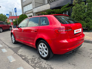 2012 Audi A3 II (8P) Рестайлинг 2, красный, 1100000 рублей, вид 4