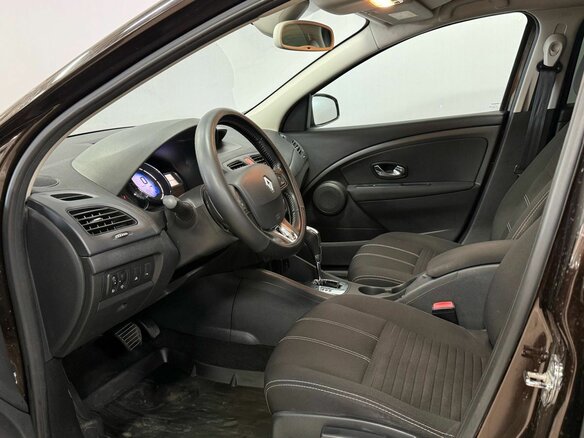 2016 Renault Fluence I Рестайлинг, коричневый, 690000 рублей - вид 10