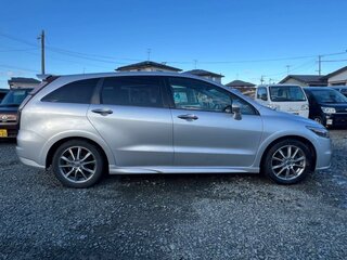 2014 Honda Stream II Рестайлинг, серебристый, 1027000 рублей, вид 4