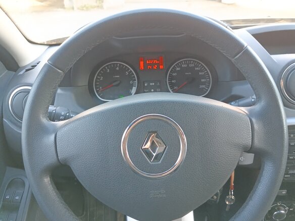 2013 Renault Duster I, коричневый, 950000 рублей - вид 16