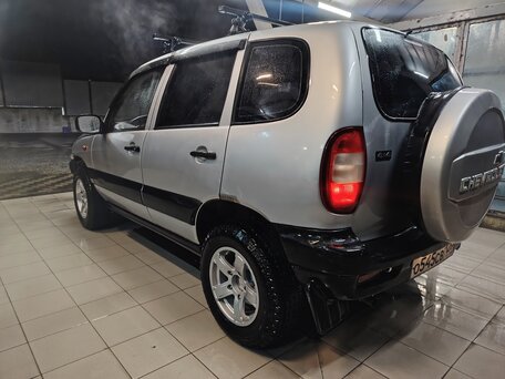 2006 Chevrolet Niva I, серебристый, 350000 рублей, вид 5