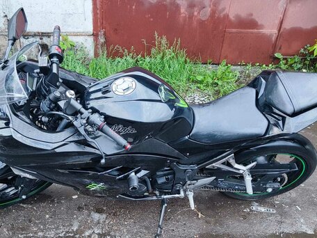 2013 Kawasaki Ninja 300, чёрный, 350000 рублей, вид 4