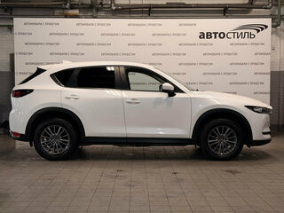 2017 Mazda CX-5 II, белый, 2299000 рублей, вид 4