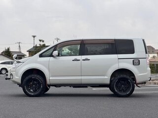 2019 Mitsubishi Delica D:5 I, белый, 2201000 рублей, вид 4