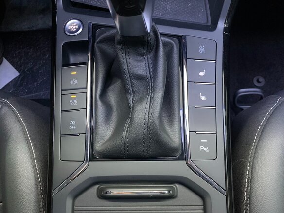 2022 Volkswagen Passat B8 Рестайлинг, чёрный, 2050000 рублей - вид 14