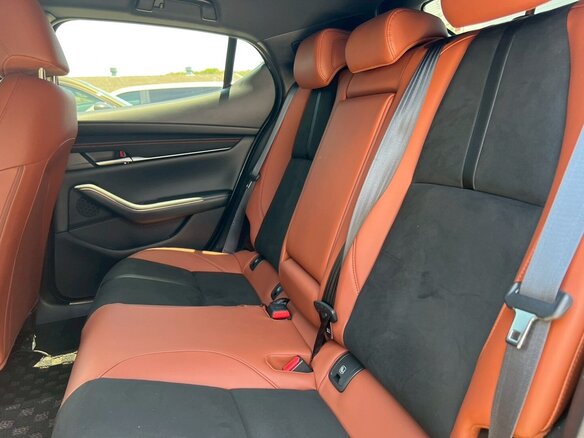 2023 Mazda 3 IV (BP), серебристый - вид 19