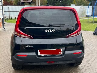 2022 Kia Soul III, чёрный, 2500000 рублей, вид 5