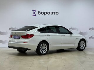 2012 BMW 5 серии Gran Turismo 530d xDrive VI (F10/F11/F07), белый, 1995000 рублей, вид 4