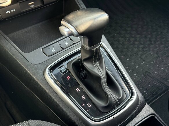 2021 Kia Rio IV Рестайлинг, белый, 1447000 рублей - вид 16