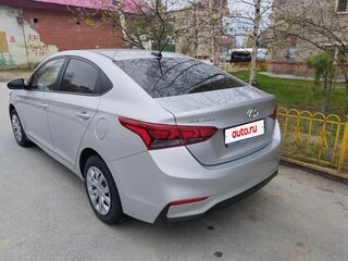 2019 Hyundai Solaris II, серый, 1400000 рублей, вид 4