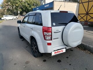 2005 Suzuki Escudo III, белый, 700000 рублей, вид 2