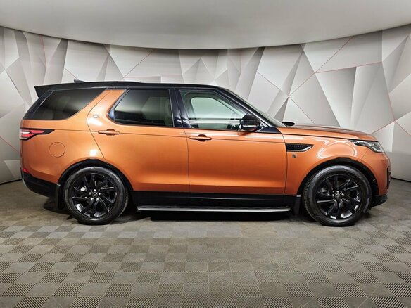 2018 Land Rover Discovery V, оранжевый, 3425000 рублей - вид 5