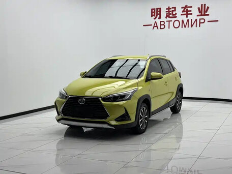 2022 Toyota Yaris IV, жёлтый, 1412111 рублей, вид 1