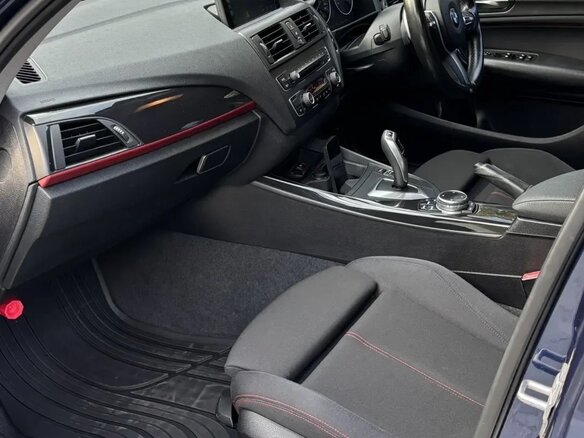 2014 BMW 1 серии 116i II (F20/F21), синий, 1250000 рублей - вид 9