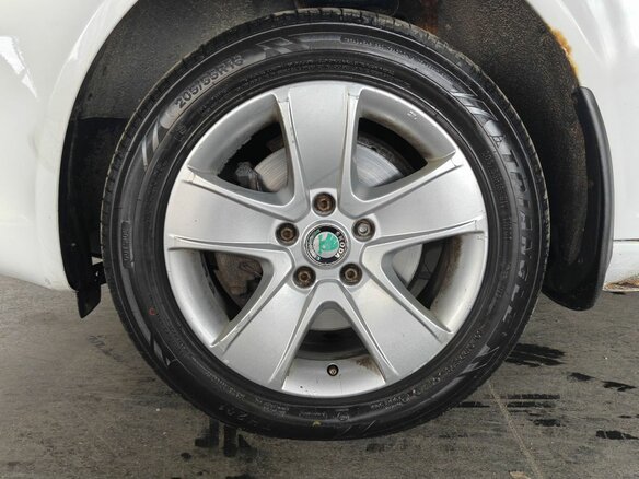 2012 Skoda Octavia II (A5) Рестайлинг, белый - вид 15