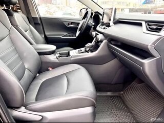 2020 Toyota RAV4 V (XA50), чёрный, 3150000 рублей, вид 5