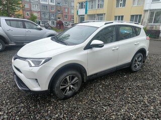 2017 Toyota RAV4 IV (XA40) Рестайлинг, белый, 3200000 рублей, вид 1