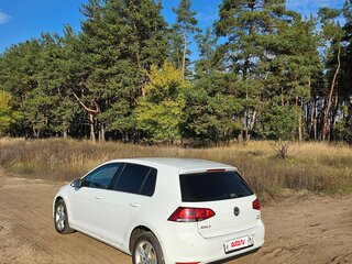 2014 Volkswagen Golf VII, белый, 1500000 рублей, вид 4
