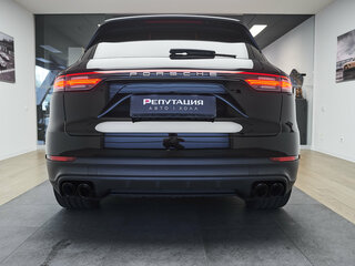 2021 Porsche Cayenne III, чёрный, 9300000 рублей, вид 4
