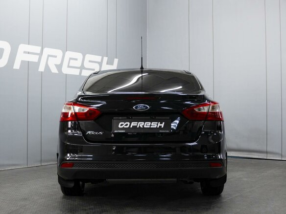 2012 Ford Focus III, чёрный - вид 3