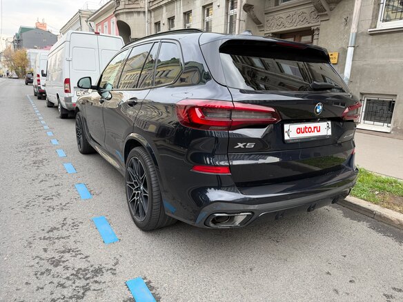 2020 BMW X5 40d IV (G05/G18), чёрный, 7700000 рублей - вид 5