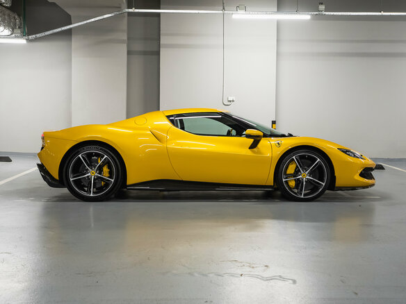 2024 Ferrari 296 GTB, жёлтый, 38000000 рублей - вид 9