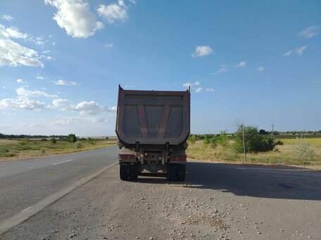 2022 Sinotruk Sitrak C7H, красный, 7500000 рублей, вид 3