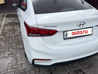 2017 Hyundai Solaris II, белый, 715000 рублей, вид 1