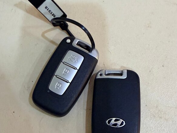 2012 Hyundai Elantra V (MD), серый, 930000 рублей - вид 19