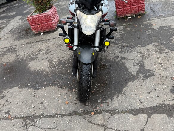 2010 Honda CB 600F Hornet, белый, 450000 рублей - вид 5