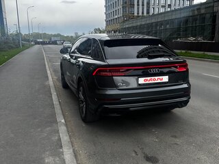 2020 Audi Q8 45 TDI I (4M), серый, 6650000 рублей, вид 3