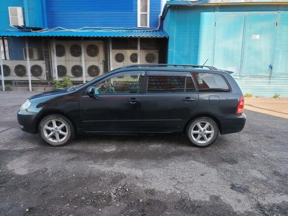 2003 Toyota Corolla Fielder IX (E120, E130), чёрный, 425000 рублей - вид 2