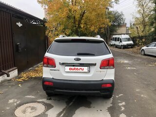 2011 Kia Sorento II, белый, 1400000 рублей, вид 4