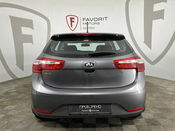 2014 Kia Rio 6-speed III, серый, 844000 рублей - вид 2