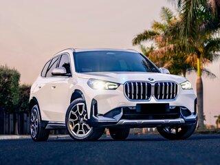 2023 BMW X1 Long 20Li sDrive III (U11/U12), белый, 2910000 рублей, вид 1