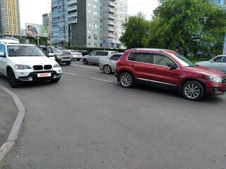 2013 Volkswagen Tiguan I Рестайлинг, красный, 1430000 рублей, вид 2