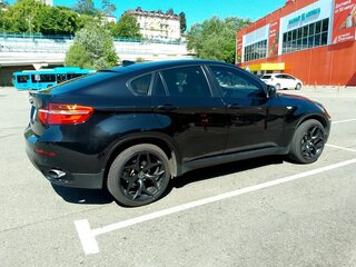 2014 BMW X6 30d I (E71) Рестайлинг, чёрный, 3200000 рублей, вид 1