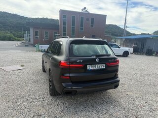 2020 BMW X7 30d I (G07), чёрный, 9300000 рублей, вид 3