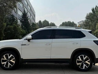2023 Volkswagen Tayron I Рестайлинг, белый, 2670911 рублей, вид 5
