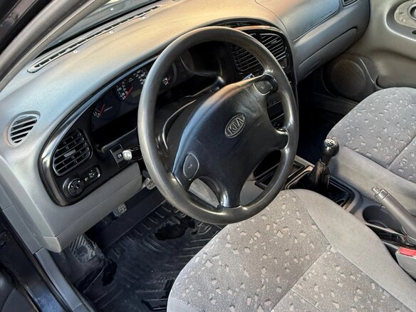 2008 Kia Spectra I Рестайлинг 2, чёрный, 200000 рублей - вид 4
