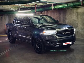 2019 Ram 1500 Quad Cab V, серый, 6750000 рублей, вид 4