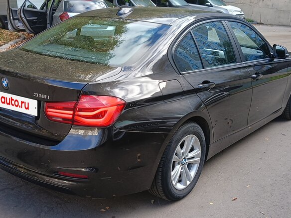 2018 BMW 3 серии 318i VI (F3x) Рестайлинг, коричневый, 1950000 рублей - вид 4