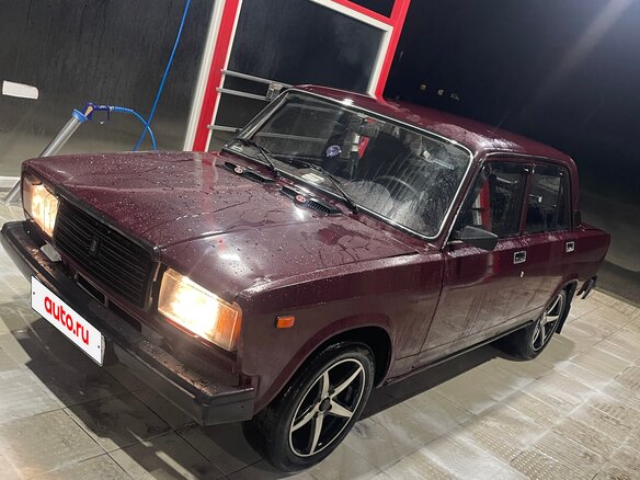 2006 Lada (ВАЗ) 2107, красный, 230000 рублей