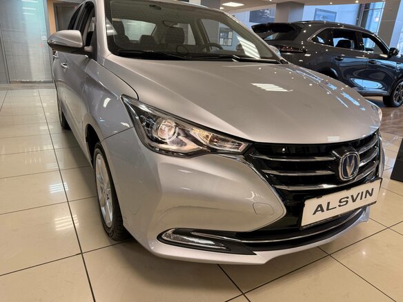 2025 Changan Alsvin, серый - вид 3