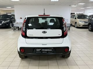 2018 Kia Soul II Рестайлинг, белый, 995000 рублей, вид 5