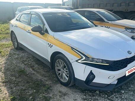 Kia K5 III